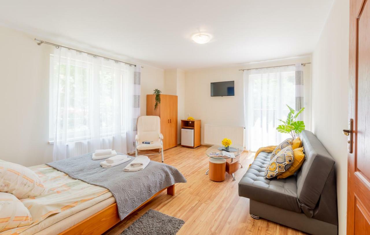 Apartament I Pokoje Goscinne U Lusi Wisla Bagian luar foto